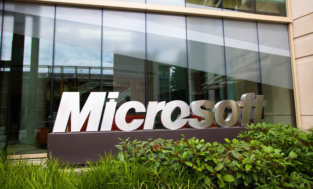 Microsoft Fights U.S. Warrant